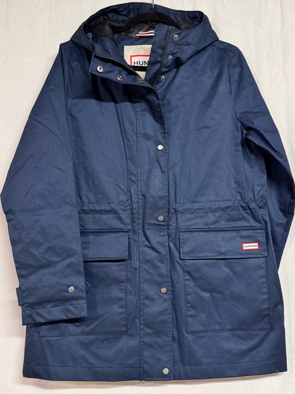 Hunter Women's Navy Hooded Lightweight Rain Jacket NWOT Size Medium - Picture 3 of 12